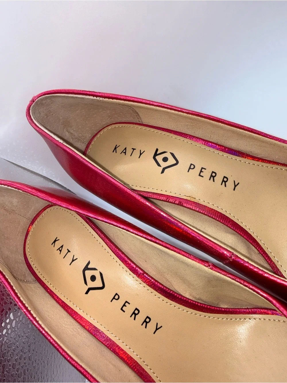 Katy Perry Collections Shimmer Pointed-Toe Pumps in Magenta - Picture 8 of 9